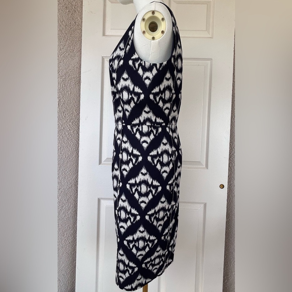 Talbots Women’s Ikat Stretch Dress Sleeveless Size 10 - Picture 3 of 12